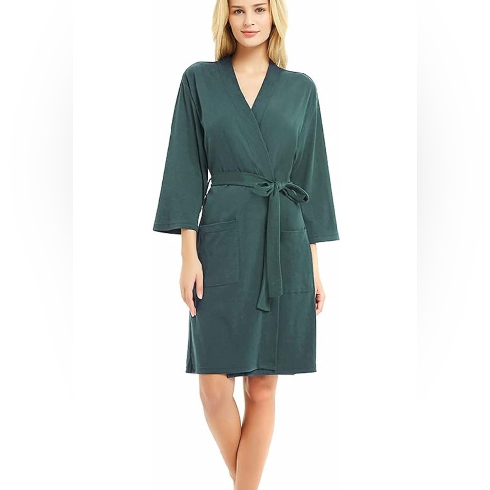 NWT U2SKIIN women’s robe size Medium